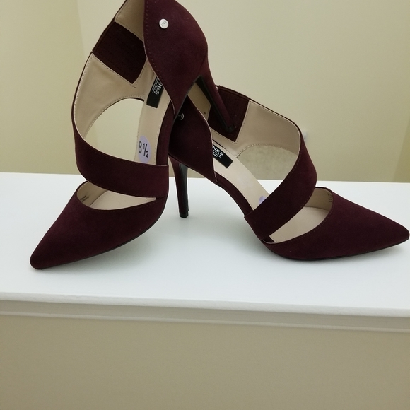 JONES New York Pumps - Picture 5 of 5